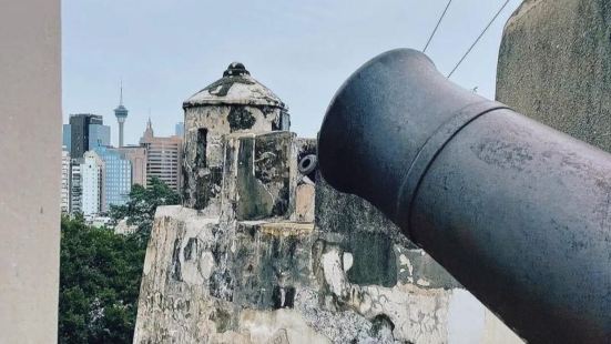 大炮台是澳门历史最悠久的炮台之一，曾是防御澳门的重要军事设施