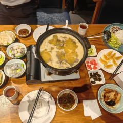 春山外精品汤屋度假酒店·悦食餐厅 여행 사진