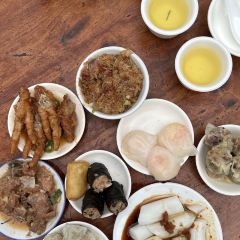 荣俊早茶 User Photo