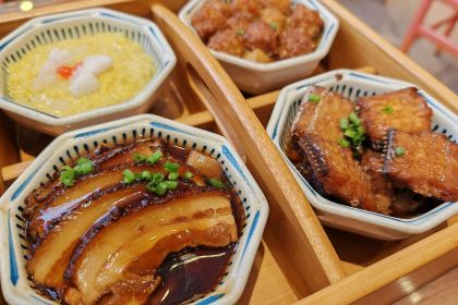 隆兴美面食馆(红旗东街一店)