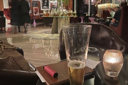 Hidden Bar - Gin Bar