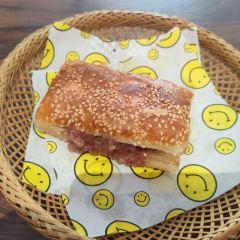 殷村驴肉烧饼饸饹面 User Photo