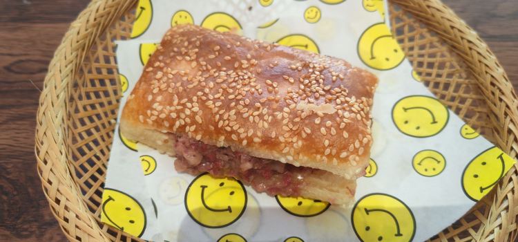 殷村驴肉烧饼饸饹面