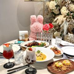 C'MON BABY User Photo