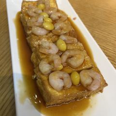 MINGUOHAIXIANJIAOZILOU User Photo