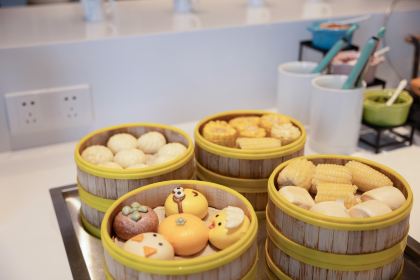 城市便捷酒店(自贡华商西广场万达广场店)·空中观景餐厅