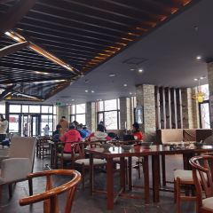 云顶美食城(长白山万达店) User Photo