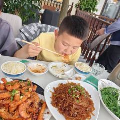 天乐百盛饭店(天鹅湖小镇店) User Photo