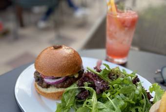 Beef & Liberty ( Shanghai Centre ) Burgers user photo