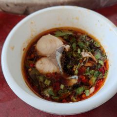 Yaoji Fuxian Lake Signature Stone Pot Fish Restaurant User Photo