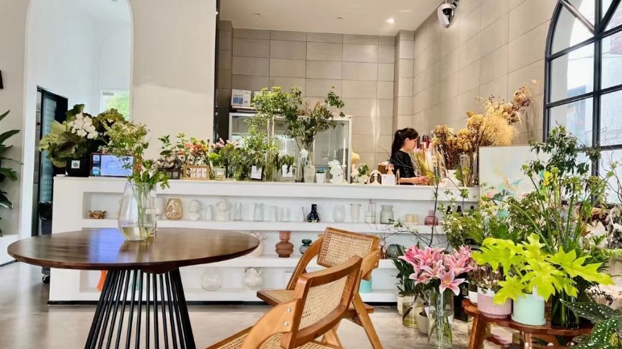 新丰县柒玥咖啡厅