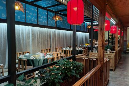 萬家灯火·私房湘菜·22年老手艺(君临天下店)