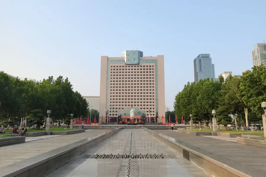 Renmin Square