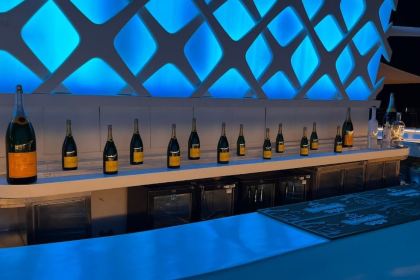 Pure Sky Lounge & Dining