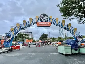 Son Tra Night Market