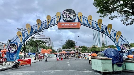 Son Tra Night Market