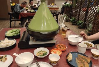 九寨沟千鹤国际大酒店·牦牛歌餐厅.特色汤锅 User Photo