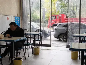川味李饺子(滨河路三段)