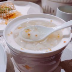 东海滙舟山海鲜(南京西路店) User Photo