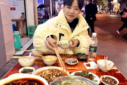 威龙羊肉馆