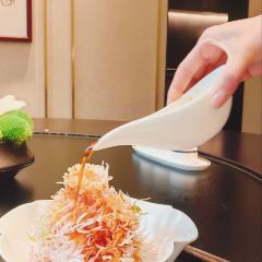 Bin jiang hua yue yan User Photo