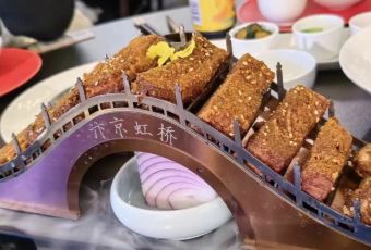 SONG FENG YA YAN User Photo