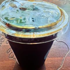 Starbucks (Wangfujing) User Photo