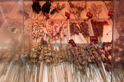 刘铃铛串串烧烤（盐边店）