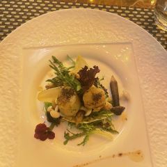 Zhongzhouhuangguanjiarijiudian·zonglvgezizhu Restaurant User Photo