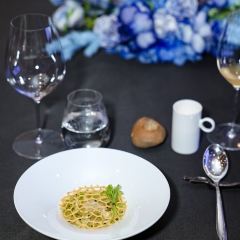 Yue Creative Cantonese Cuisine 여행 사진