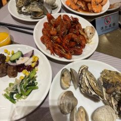 保定兴芮假日酒店·自助餐厅 User Photo