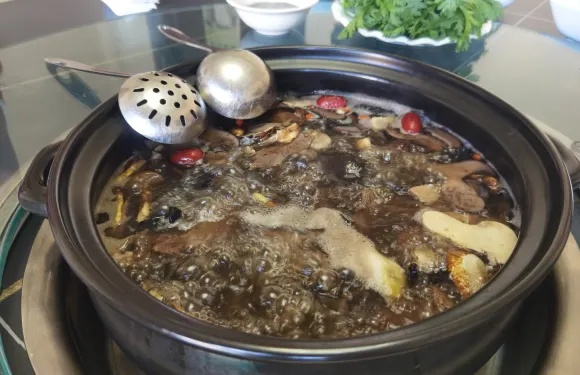野菌犛牛湯鍋