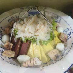 宾朋海鲜饭庄(兴海路二店) User Photo
