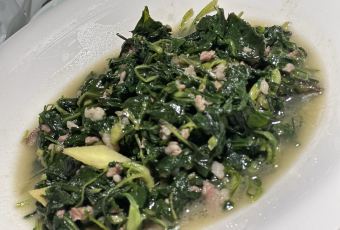 头上红煨盐鸡乡村食府 User Photo