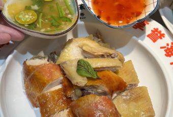 YAN JIANG HAINAN CUISINE User Photo