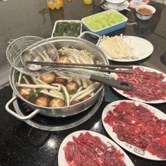 八合里牛肉火锅(爱琴海店) User Photo