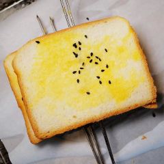 高原炭火牛肉(金三角店) User Photo