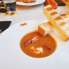 Ministry Of Crab User Photo