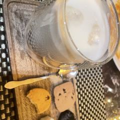 Zhongzhouhuangguanjiarijiudian·zonglvgezizhu Restaurant User Photo