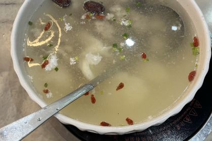 岑溪古典鸡良辰美景餐厅(五隆新屯商业街店)