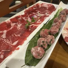 苗彝侗寨酸汤牛肉火锅店 User Photo