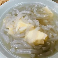 丁莲芳(衣裳街总店) User Photo