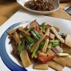 鹿鸣餐厅 User Photo