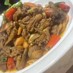 欢乐木卡姆新疆主题餐厅 User Photo