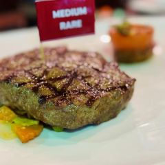 Longhorn Steakhouse & Grill Pattaya User Photo