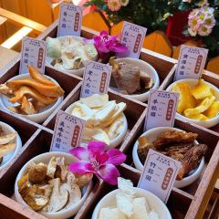 Shi quan Jiu mei wild mushroom hotpot User Photo