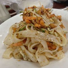 YIPIN PIAO XIANG User Photo