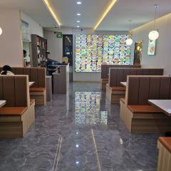 LING YA BAO ZAI User Photo