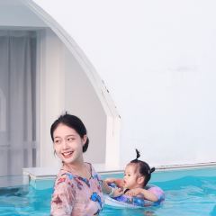 MONET GARDEN POOL RESTAURANT User Photo