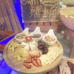 千鹤湖瑞斯酒店·瑞斯丽咖啡厅 User Photo
